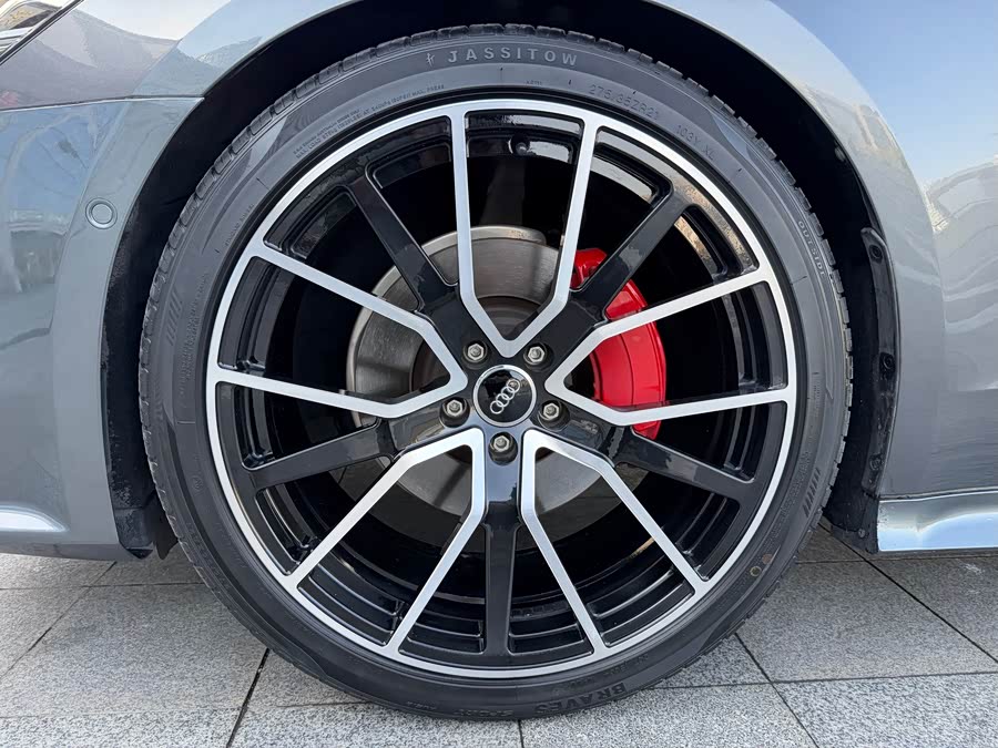 Audi A7 2022 car image #10