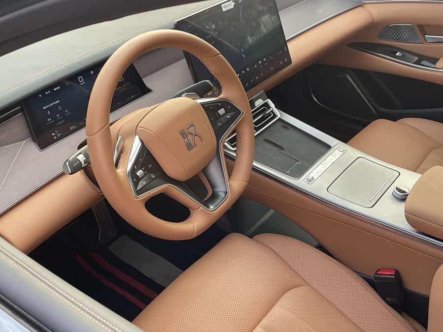 BYD HanL 2025 immagine di auto #10