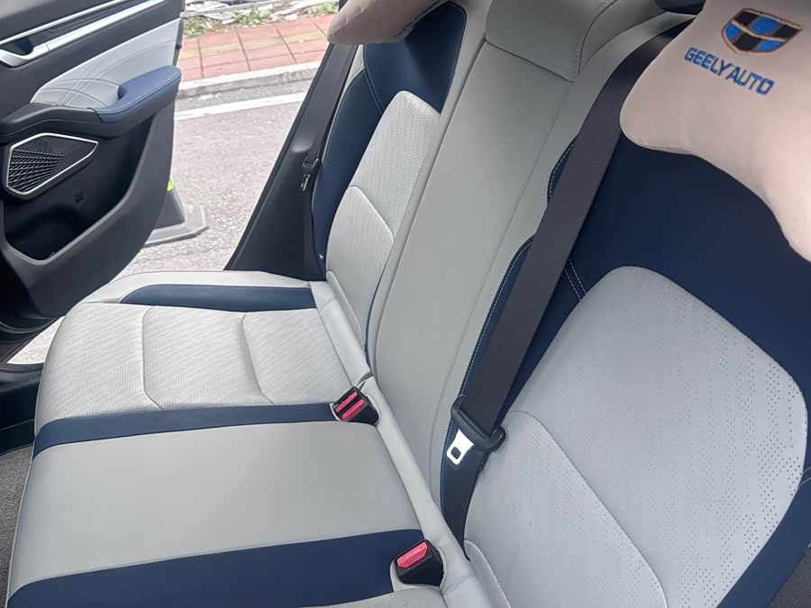 GEELY Emgrand 2022 car image #10