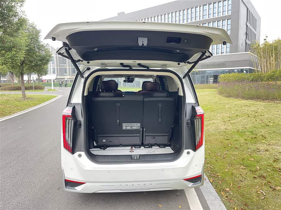 GAC Trumpchi E9 2023 изображение автомобиля #10