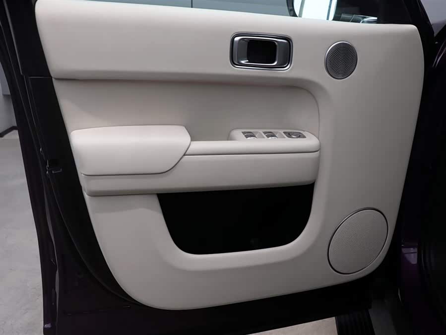 Li L9 2024 صورة سيارة #10