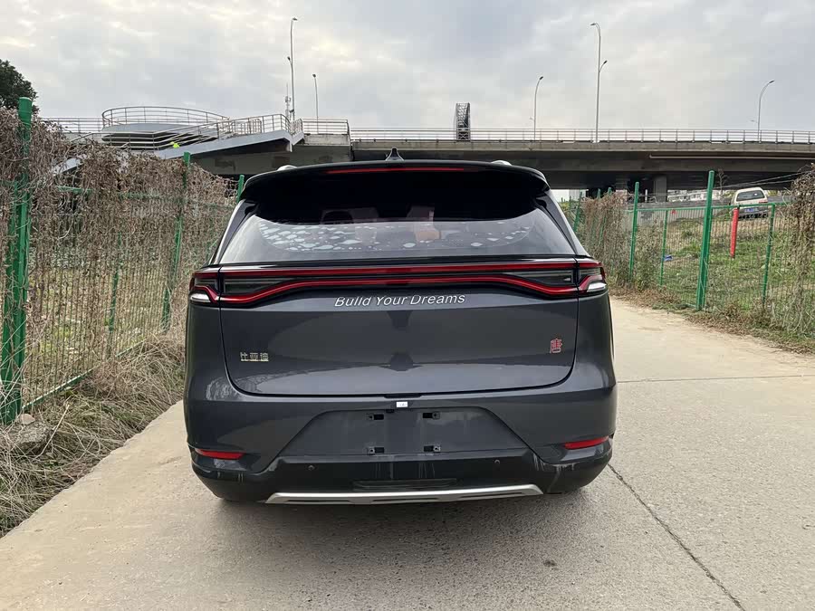 BYD Tang 2019 car image #10