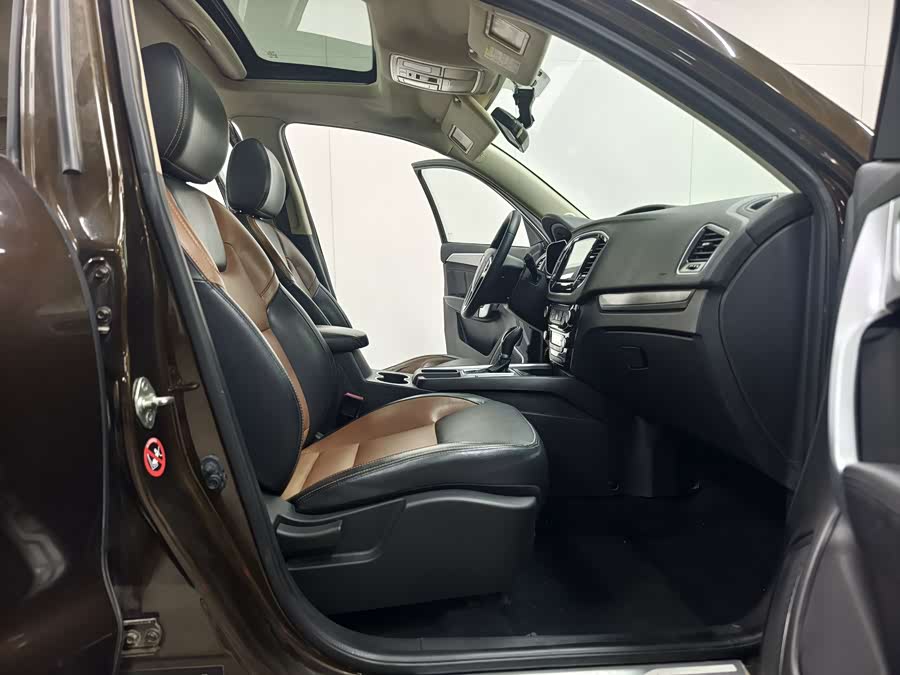 GEELY Vision X6 2017 immagine di auto #10