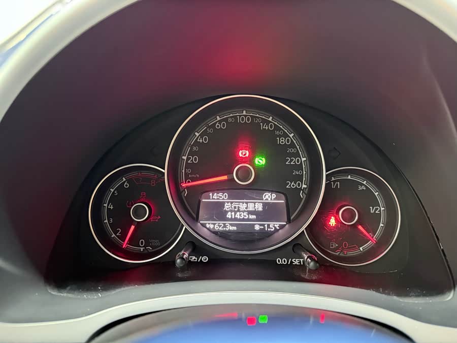 Volkswagen Beetle 2017 изображение автомобиля #10