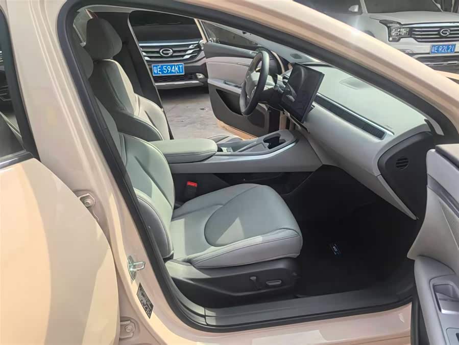 Xpeng MONA M03 2024 immagine di auto #10