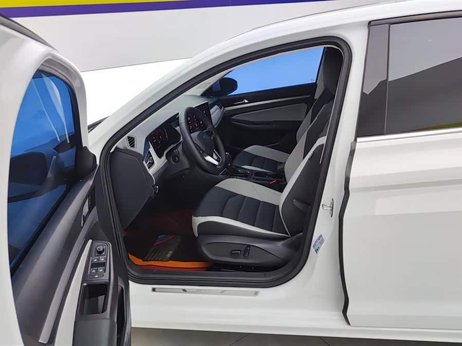 Volkswagen Bora 2024 imagem de carro #10