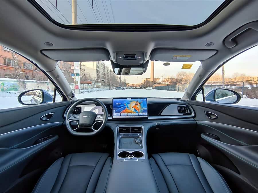 BYD Sea Lion 07 DM-i 2025 car image #10