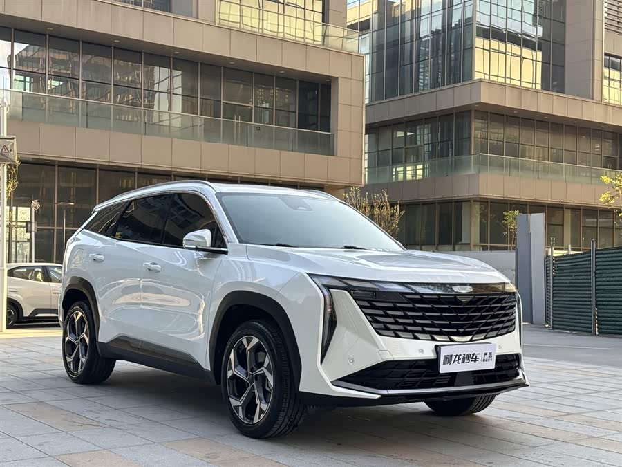 GEELY Boyue L 2024 car image #10