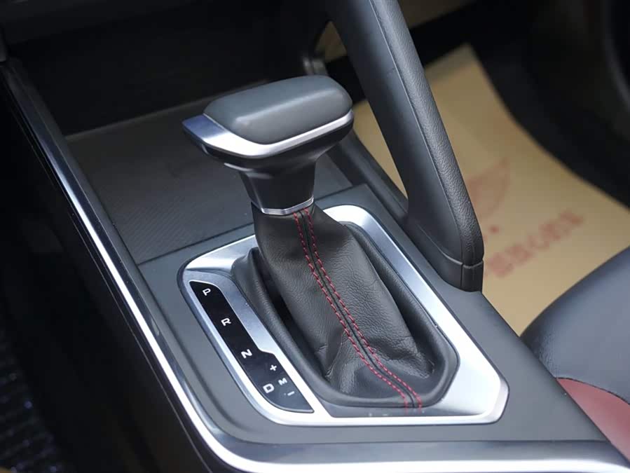 GEELY Vision X3 2021 car image #10