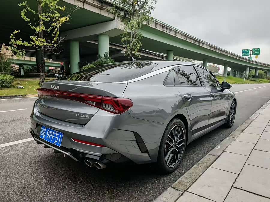 Kia K5 2023 car image #10