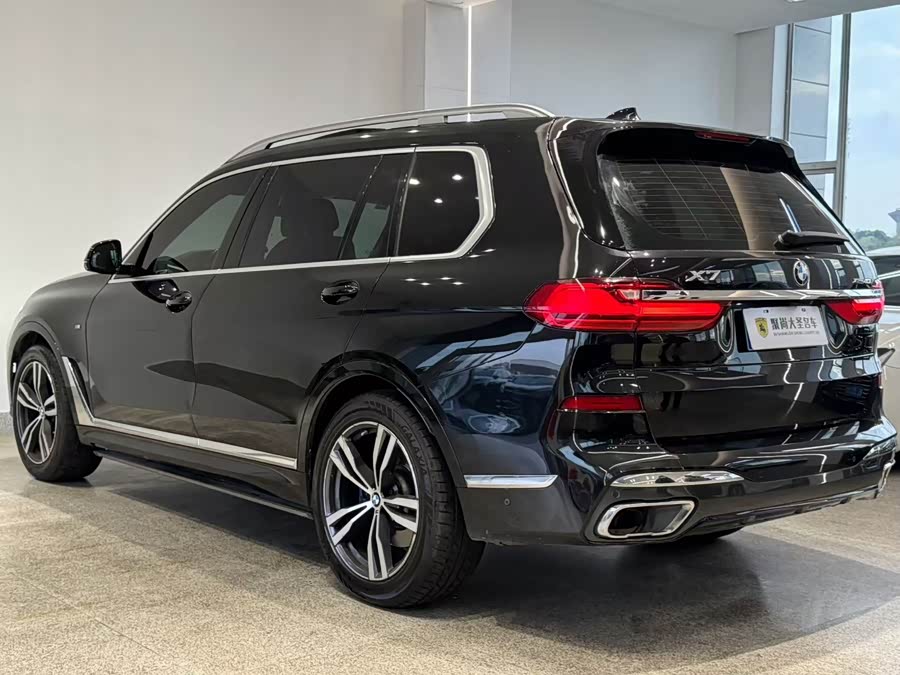 BMW X7 2019 #10 BMW X7 2019 car image #10