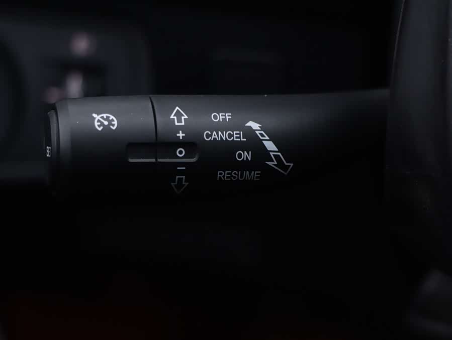 Roewe i5 2019 car image #10