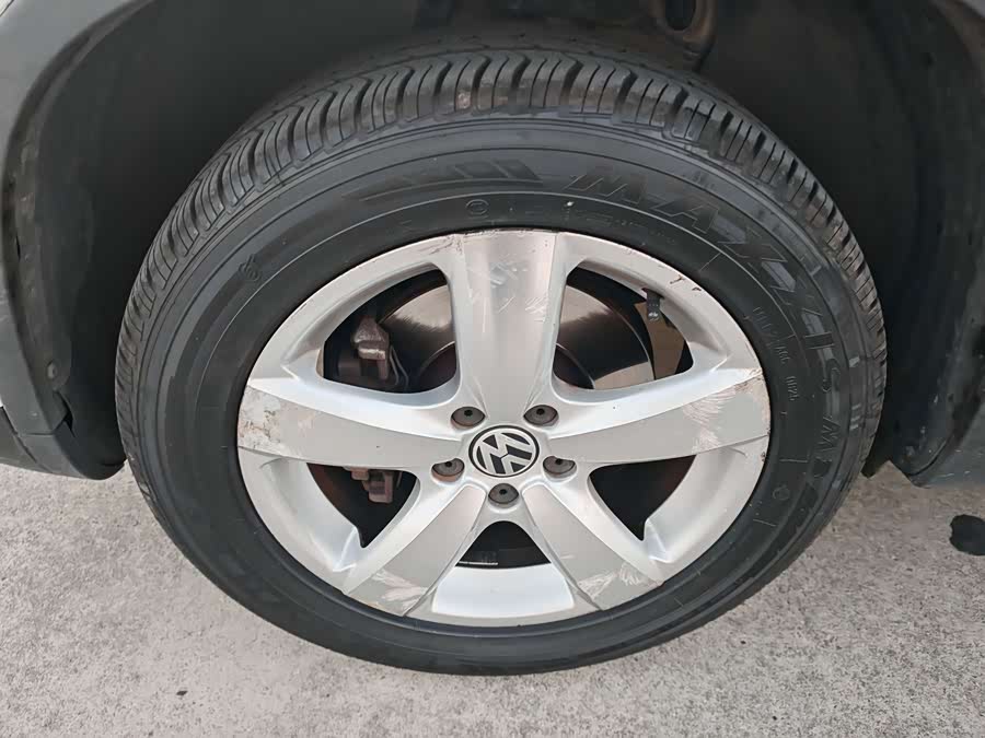 Volkswagen Tiguan 2013 #10 Volkswagen Tiguan 2013 car image #10