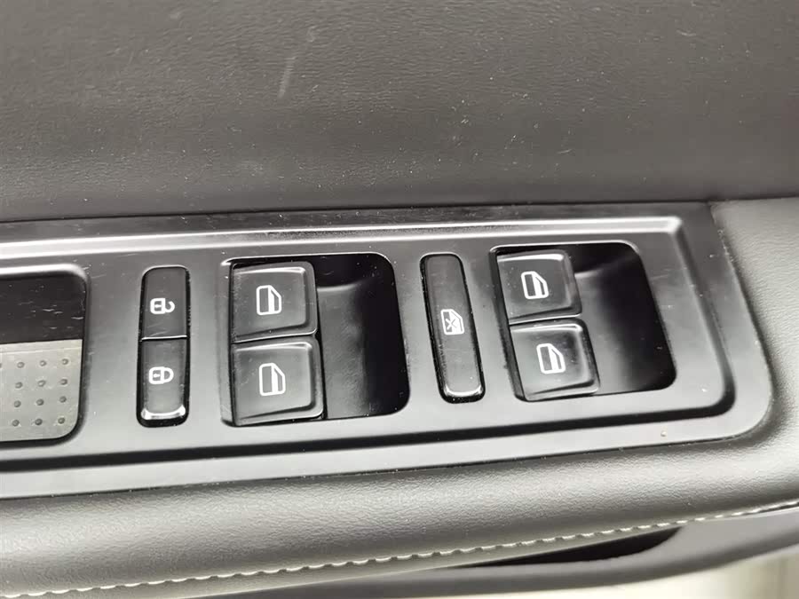 Jetour X70 2019 car image #10