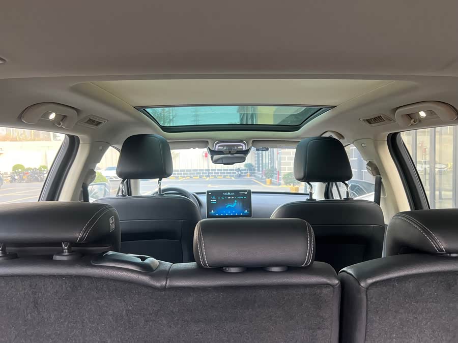 BYD Tang 2019 car image #10