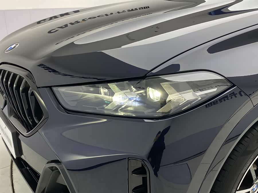 BMW X6 2024 immagine di auto #10