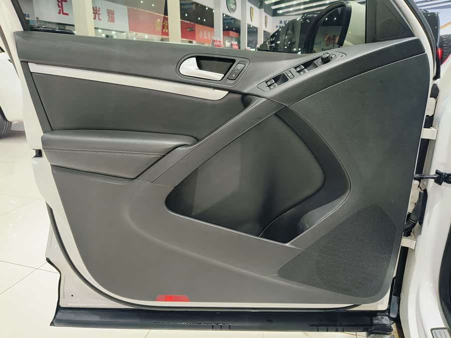 Volkswagen Tiguan 2018 #10 Volkswagen Tiguan 2018 car image #10