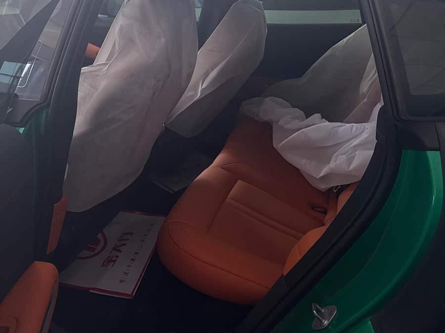 MI YU7 2025 car image #10