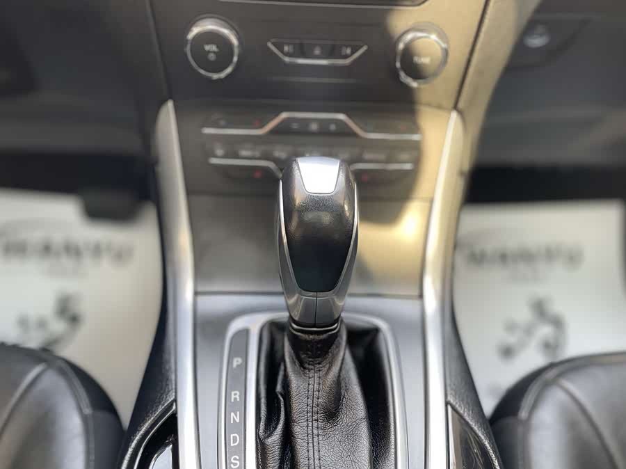 Ford Edge 2016 car image #10