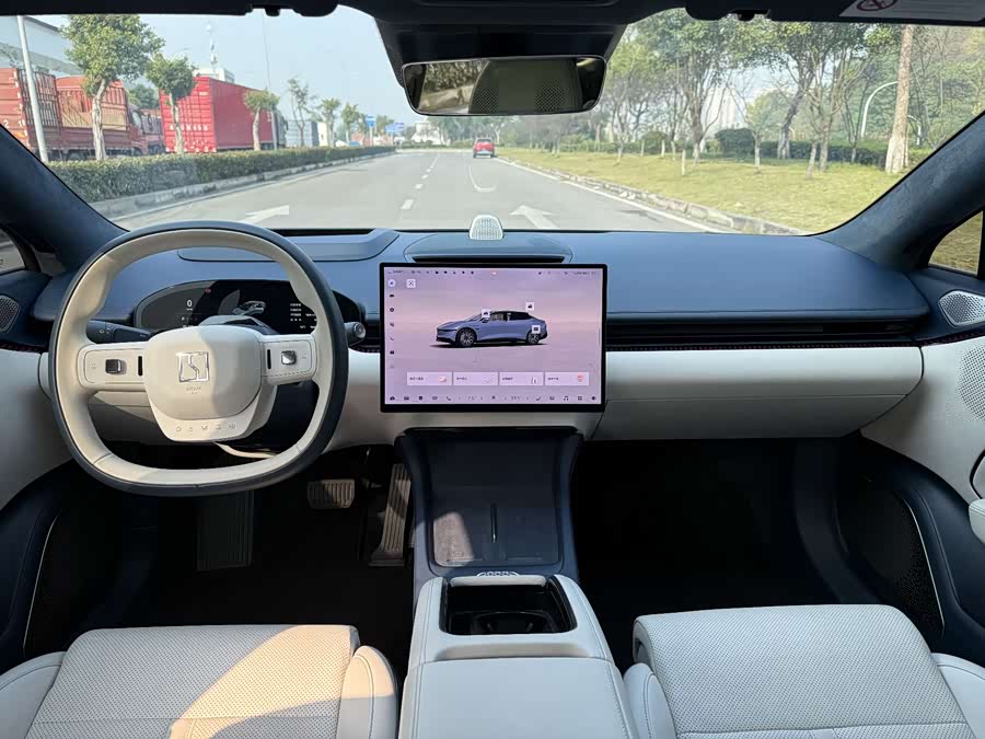 极氪 极氪007 2023 汽车图片 #10