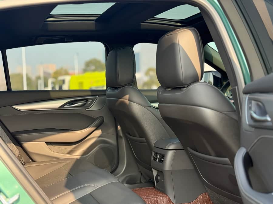 2025 car image #10