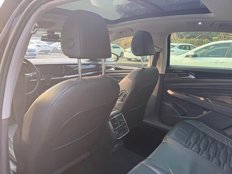 Volkswagen Passat 2018 #10 Volkswagen Passat 2018 car image #10