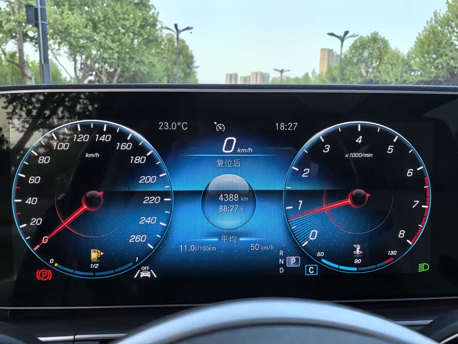 Mercedes-Benz GLE Class 2022 #10 Mercedes-Benz GLE Class 2022 car image #10