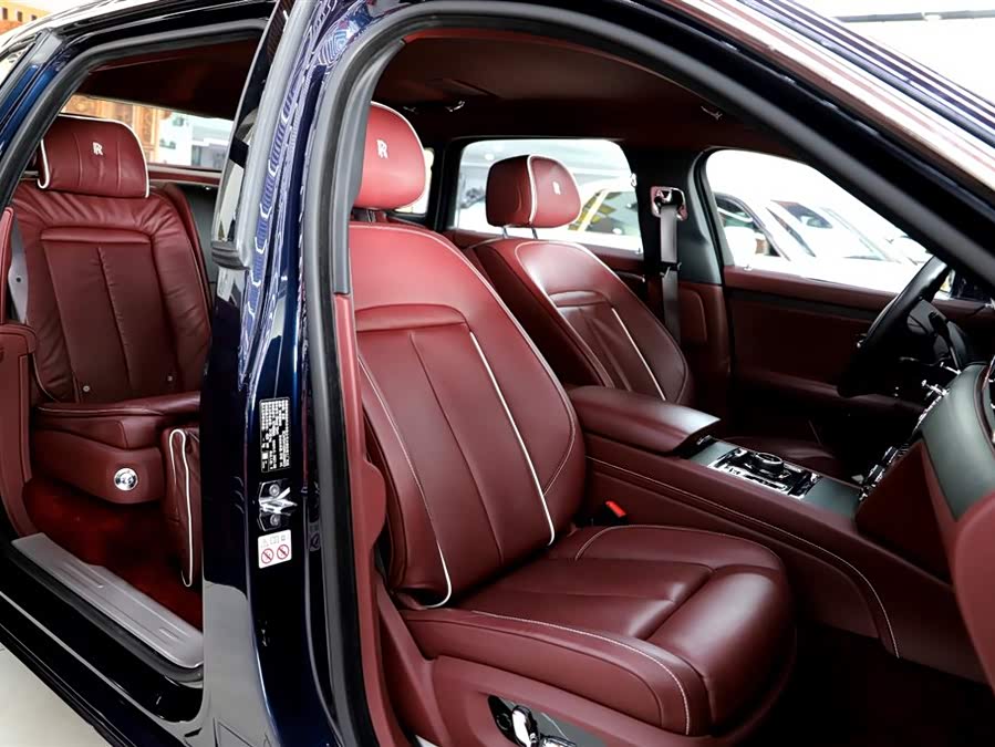 劳斯莱斯 古思特 2021 #10 劳斯莱斯 古思特 2021 汽车图片 #10