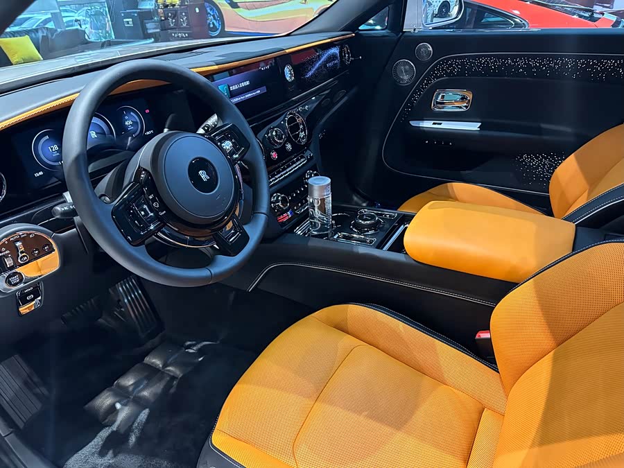 劳斯莱斯 闪灵 2024 汽车图片 #10