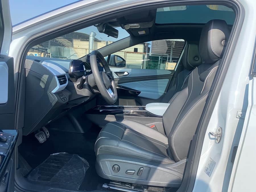 Volkswagen ID.4 X 2022 car image #10