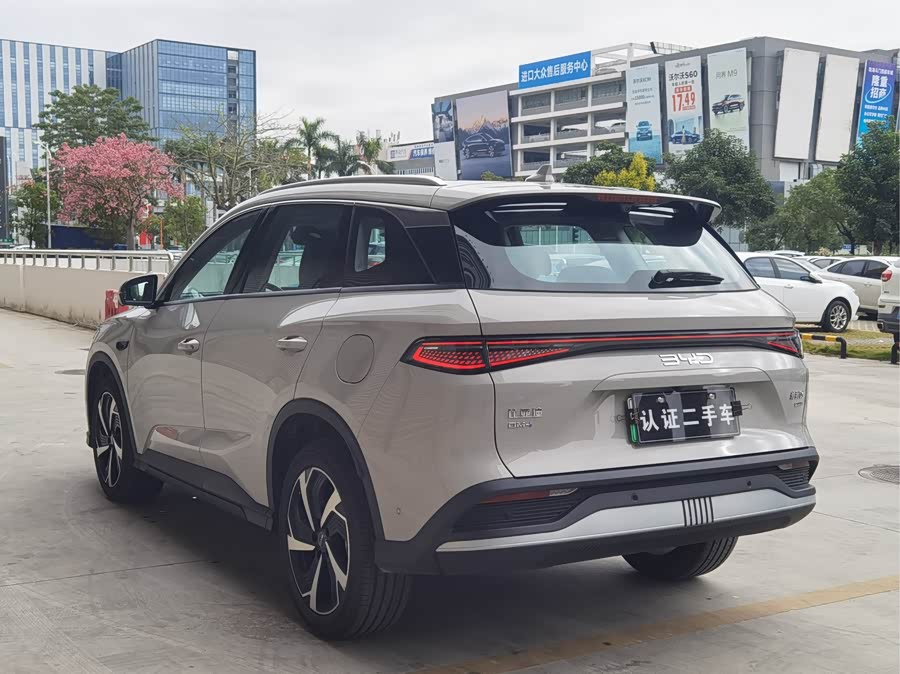 BYD Sea Lion 05 DM-i 2025 car image #10