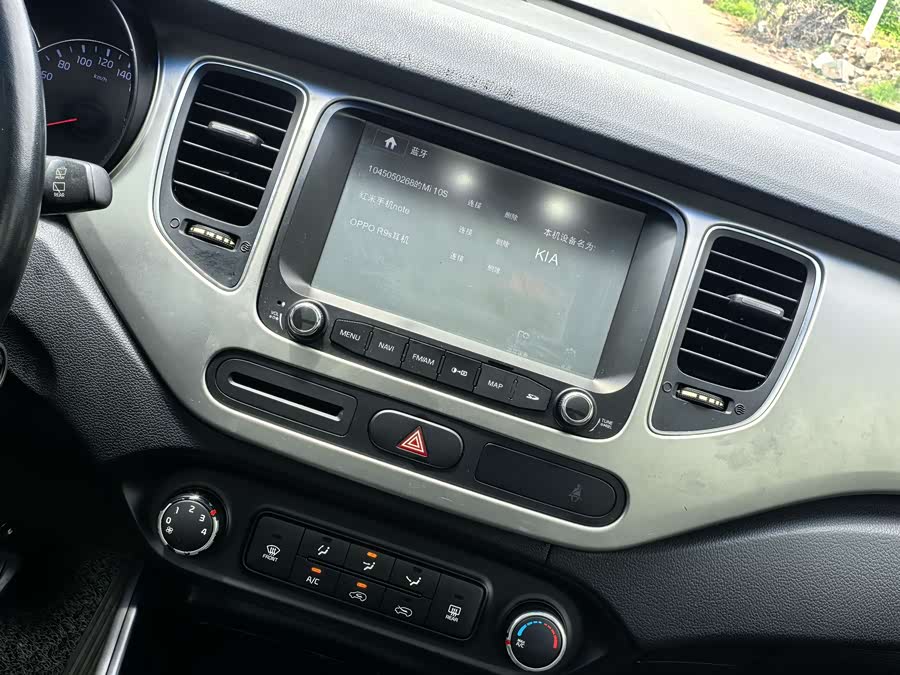 起亚 佳乐 2015 汽车图片 #10