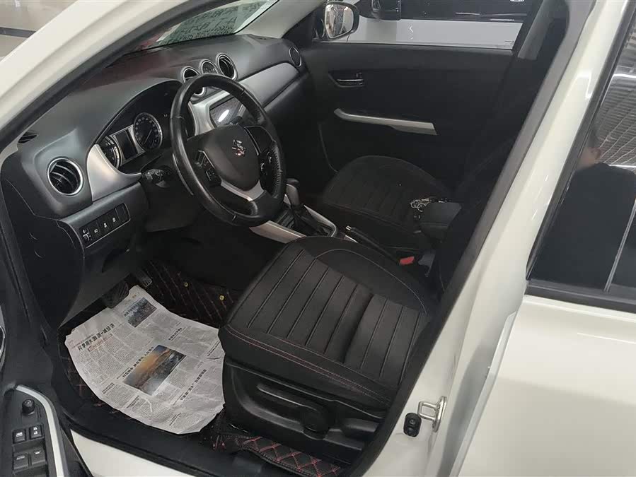 Suzuki Vitara 2019 image de voiture #10