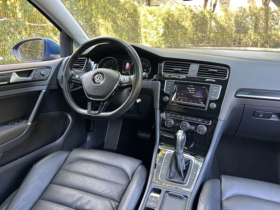 Volkswagen Golf (Imported) 2015 imagem de carro #10