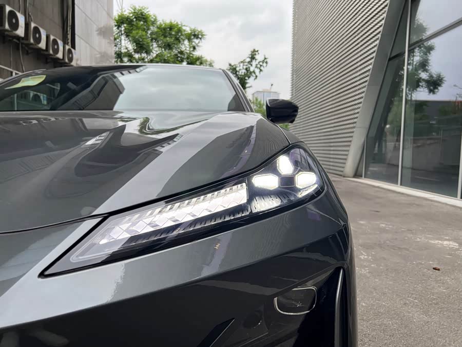 Deepal S05 2024 car image #10