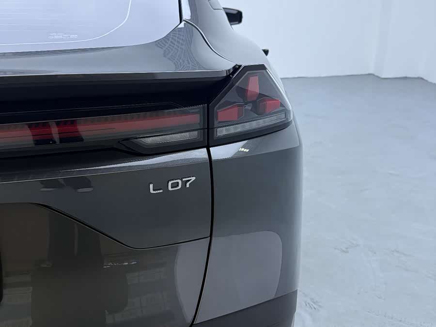 Deepal L07 2024 imagen de coche #10