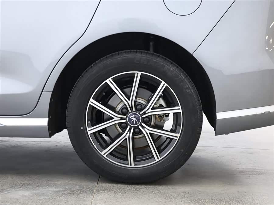 BYD Song MAX New Energy 2023 car image #10