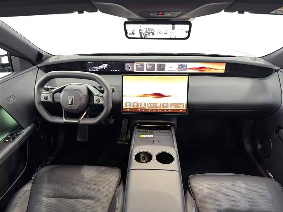 阿维塔 阿维塔06 2025 汽车图片 #10