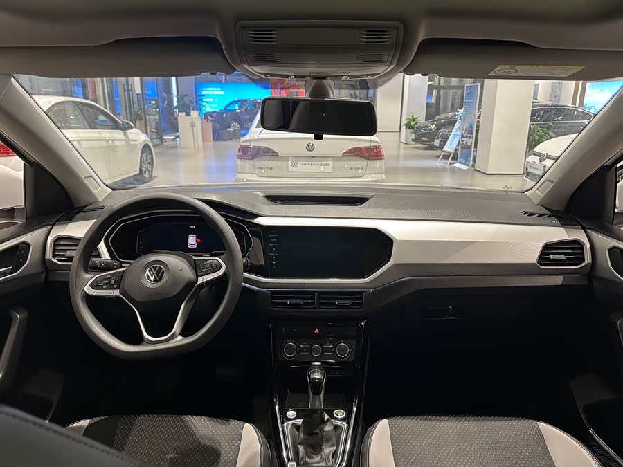Volkswagen Tacqua 2022 car image #10