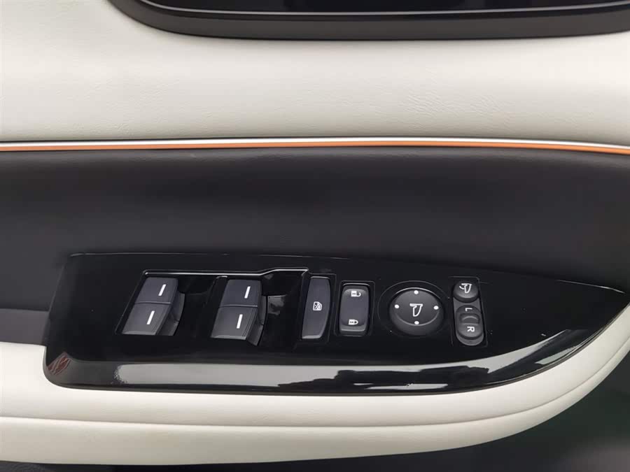 Honda e:NS2 2025 car image #10