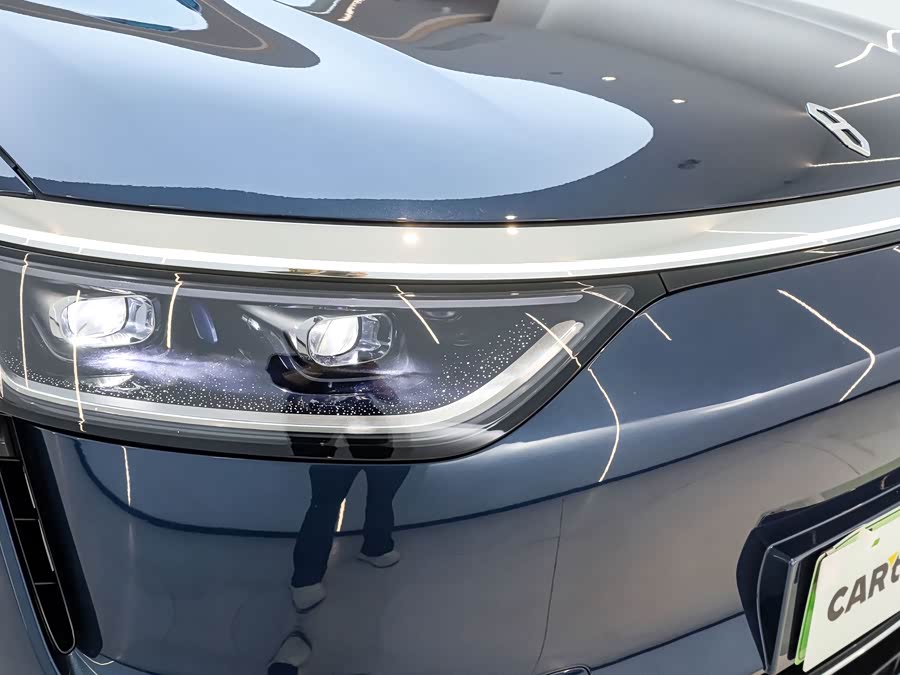 2025 car image #10