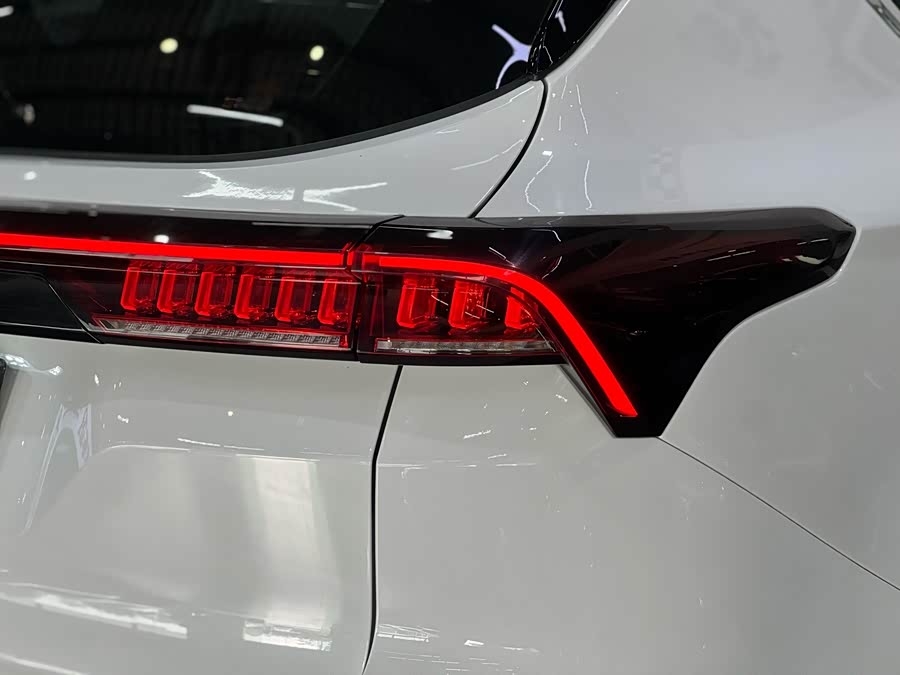 Jetour X70 PLUS 2023 #10 Jetour X70 PLUS 2023 car image #10