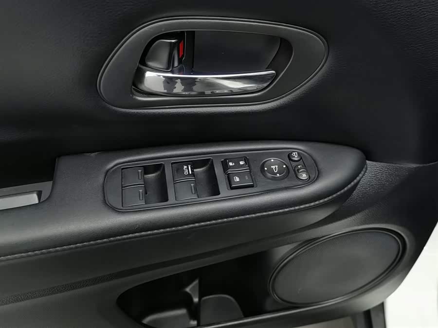 Honda VEZEL 2018 car image #10