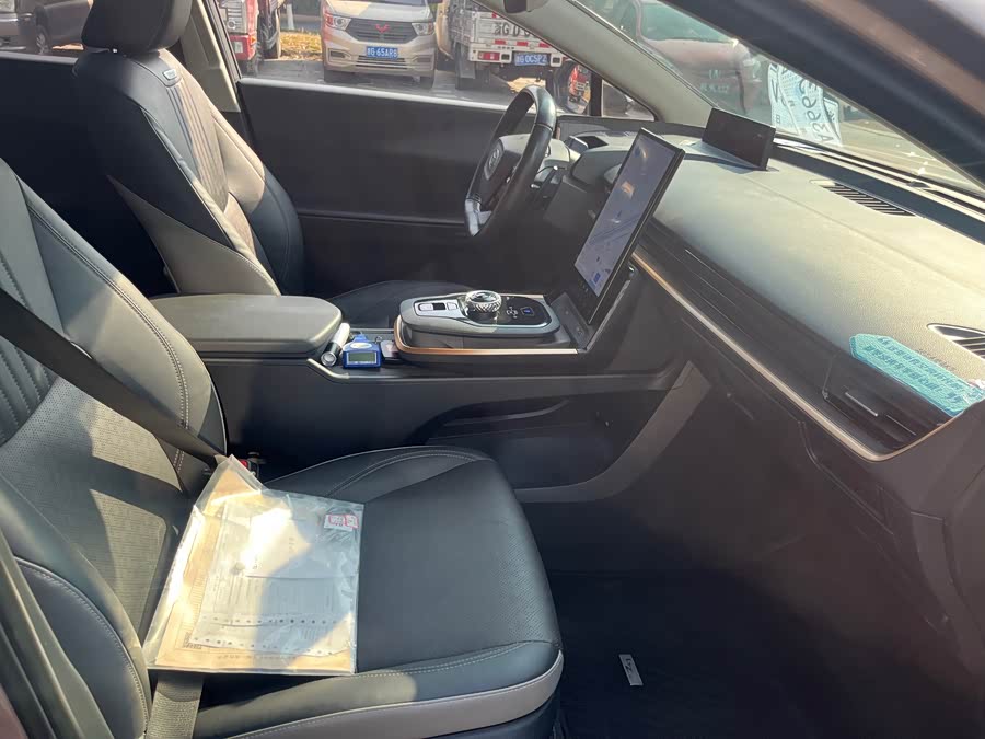 Toyota bZ3 2023 صورة سيارة #10