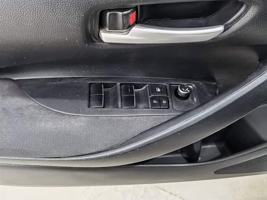 Toyota Corolla 2020 car image #10