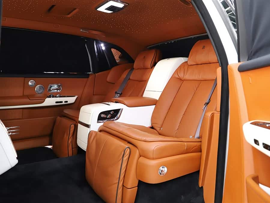 劳斯莱斯 幻影 2018 #10 劳斯莱斯 幻影 2018 汽车图片 #10