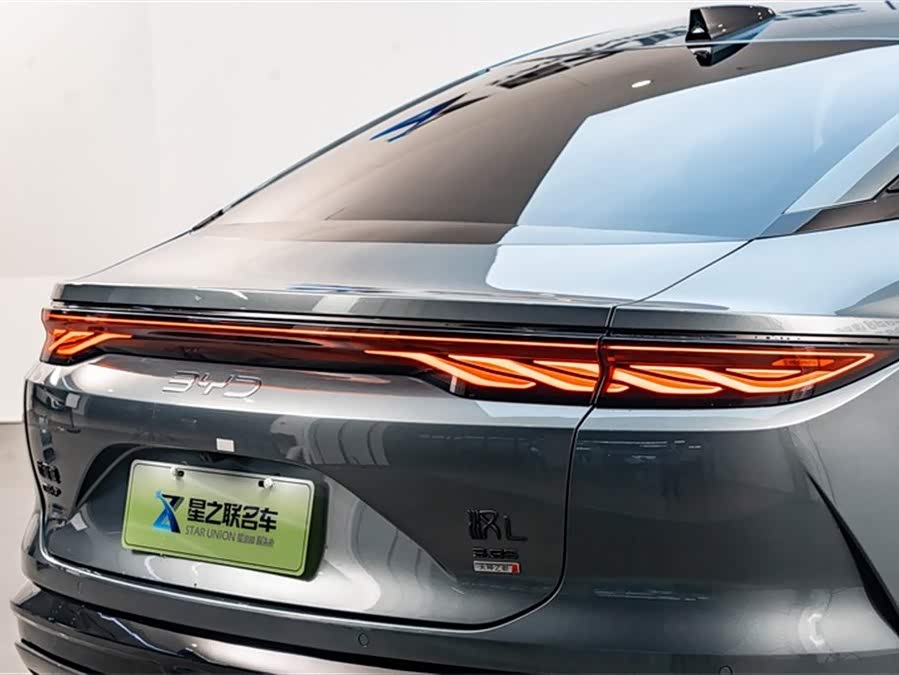 BYD HanL 2025 immagine di auto #10