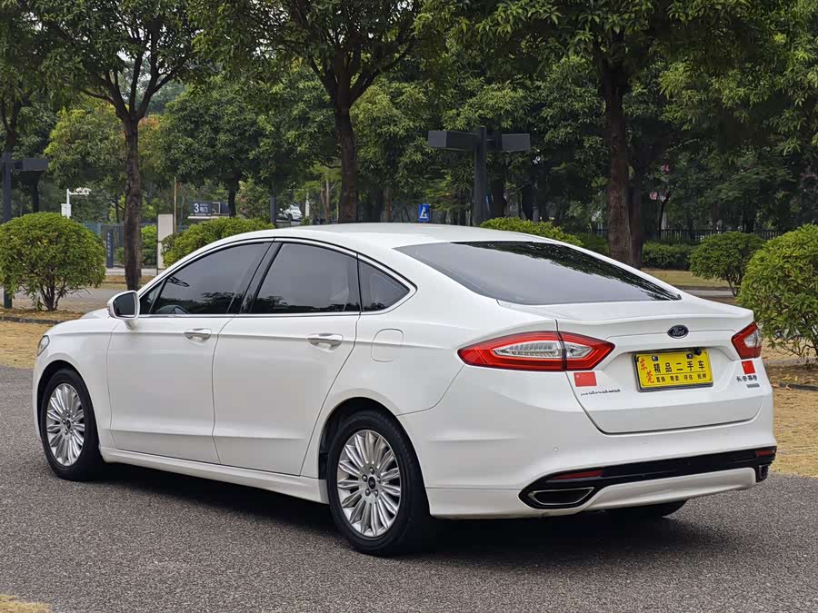 Ford Mondeo 2014 #10 Ford Mondeo 2014 car image #10