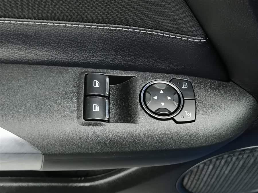 Ford Mustang 2023 immagine di auto #10