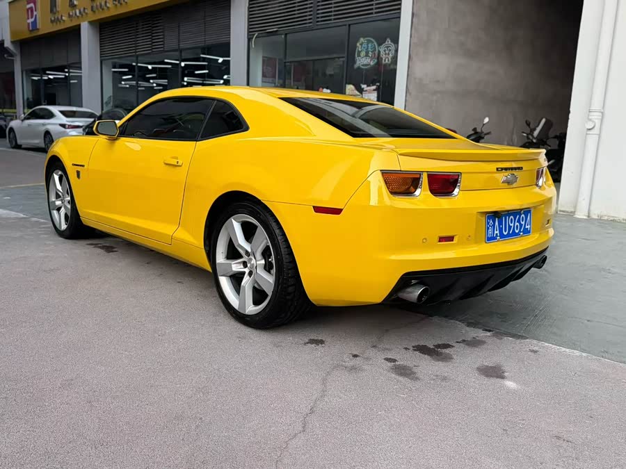 Chevrolet Camaro 2011 car image #10